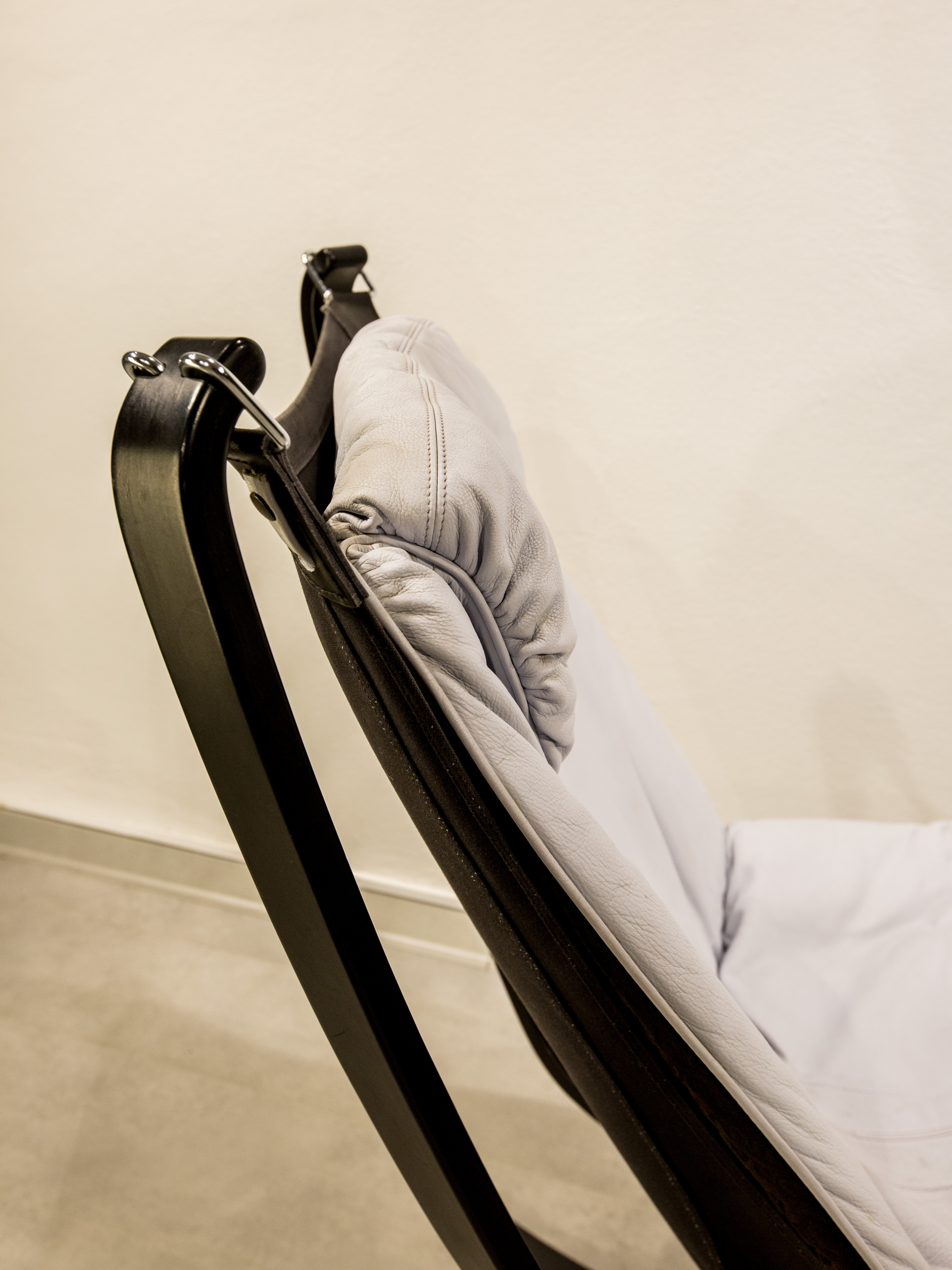 Falcon Chair